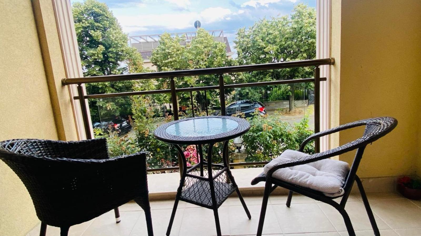 Апартамент- Вила Флоренс На 600 М От Плажа! Varna Exterior foto